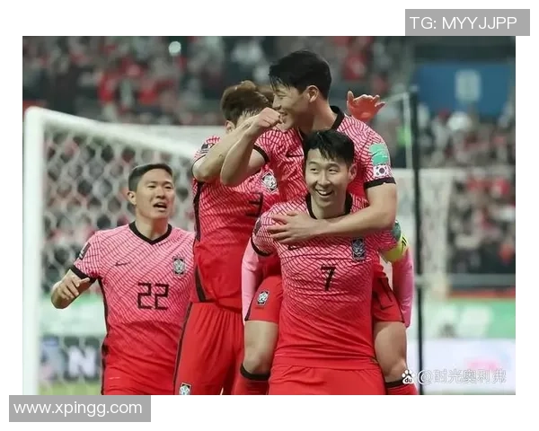 足球明星南极挑战赛场极寒之地激情对决引发全球关注