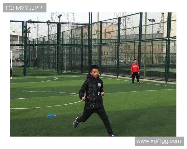 足球弹跳笔的神奇魔力助力青少年提升运动技能与学习兴趣